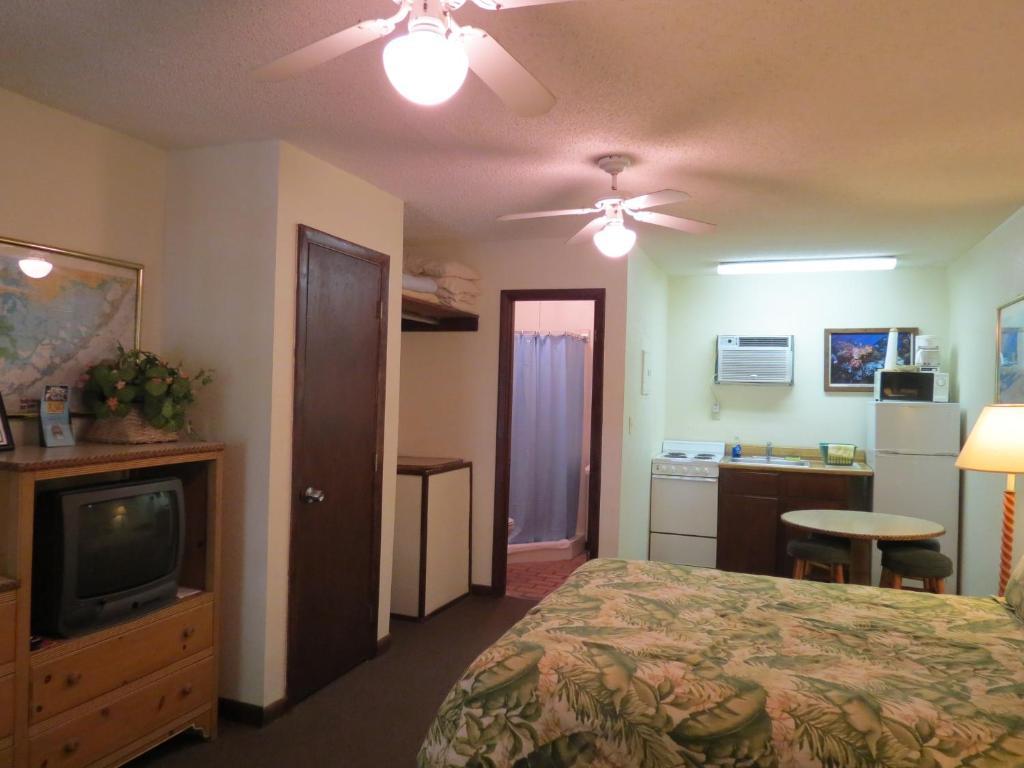 Ed & Ellen'S Lodgings Key Largo Motel ภายนอก รูปภาพ